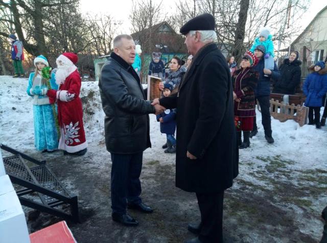 31.12.2018 vinnytsia podarunky petro yurchyshyn