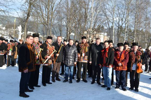 07.02.19 Ivano Frankivshchyna politychni koliadnyky u sichni Sadovyj gycylska koliada