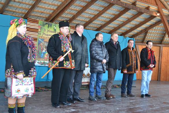 07.02.19 Ivano Frankivshchyna politychni koliadnyky u sichni Sadovyj gycylska koliada1