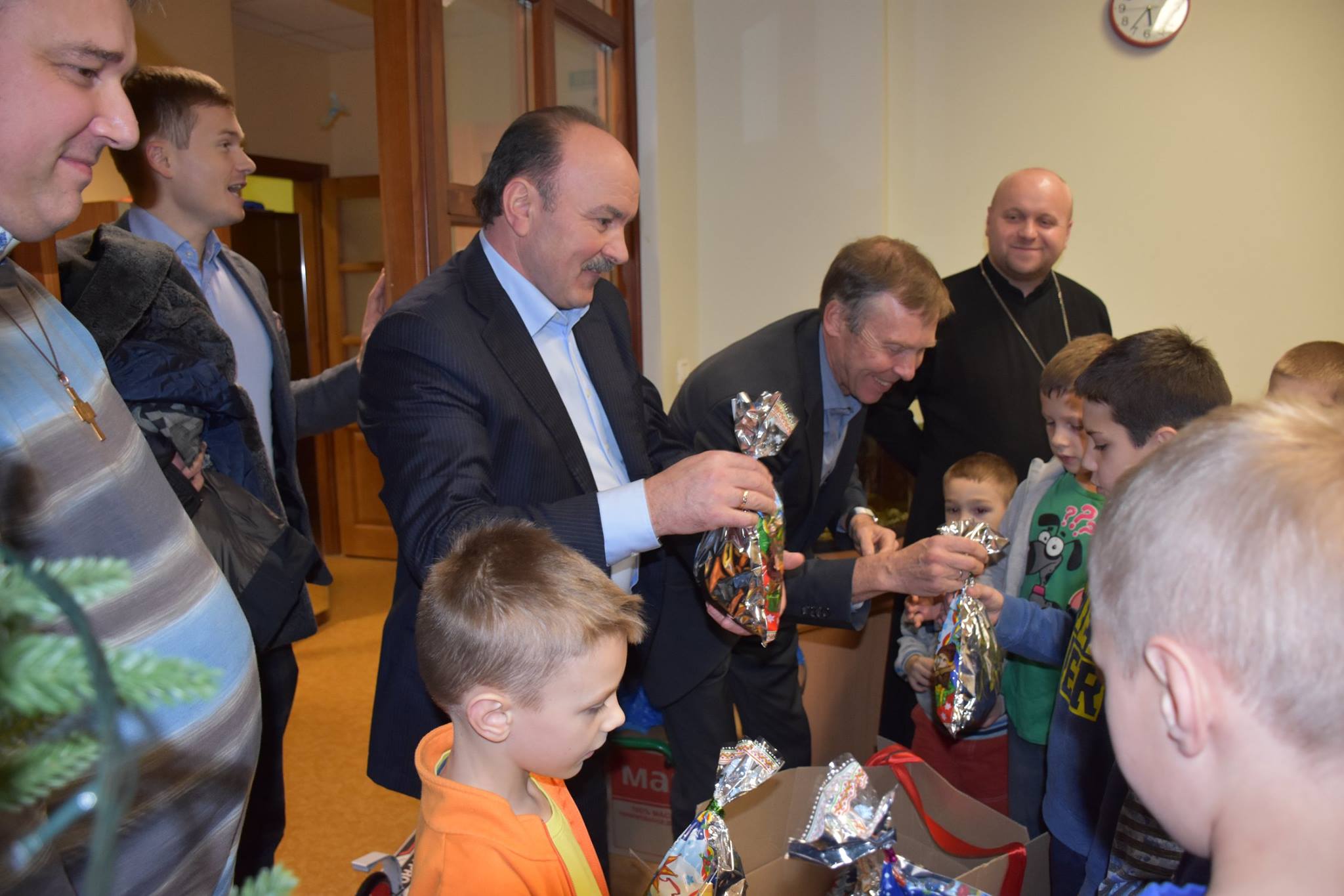 4.01.2019 Lviv Tsymbaluk i Sobilev vitajut ditej